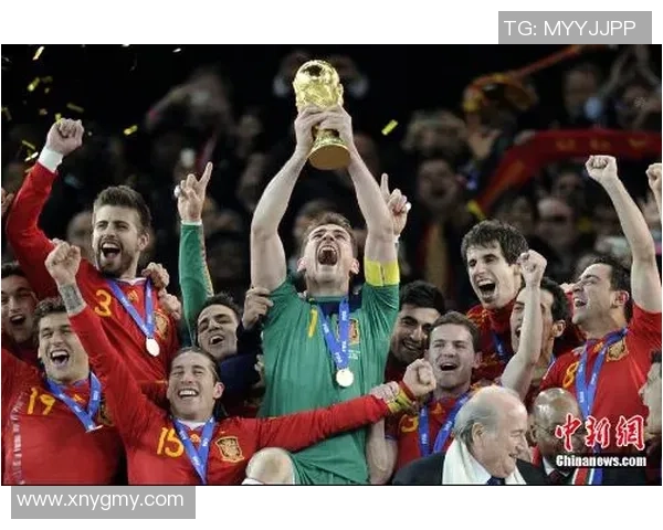 世界杯精彩对决那不勒斯与本菲卡战成平局补时进球引发全场狂欢